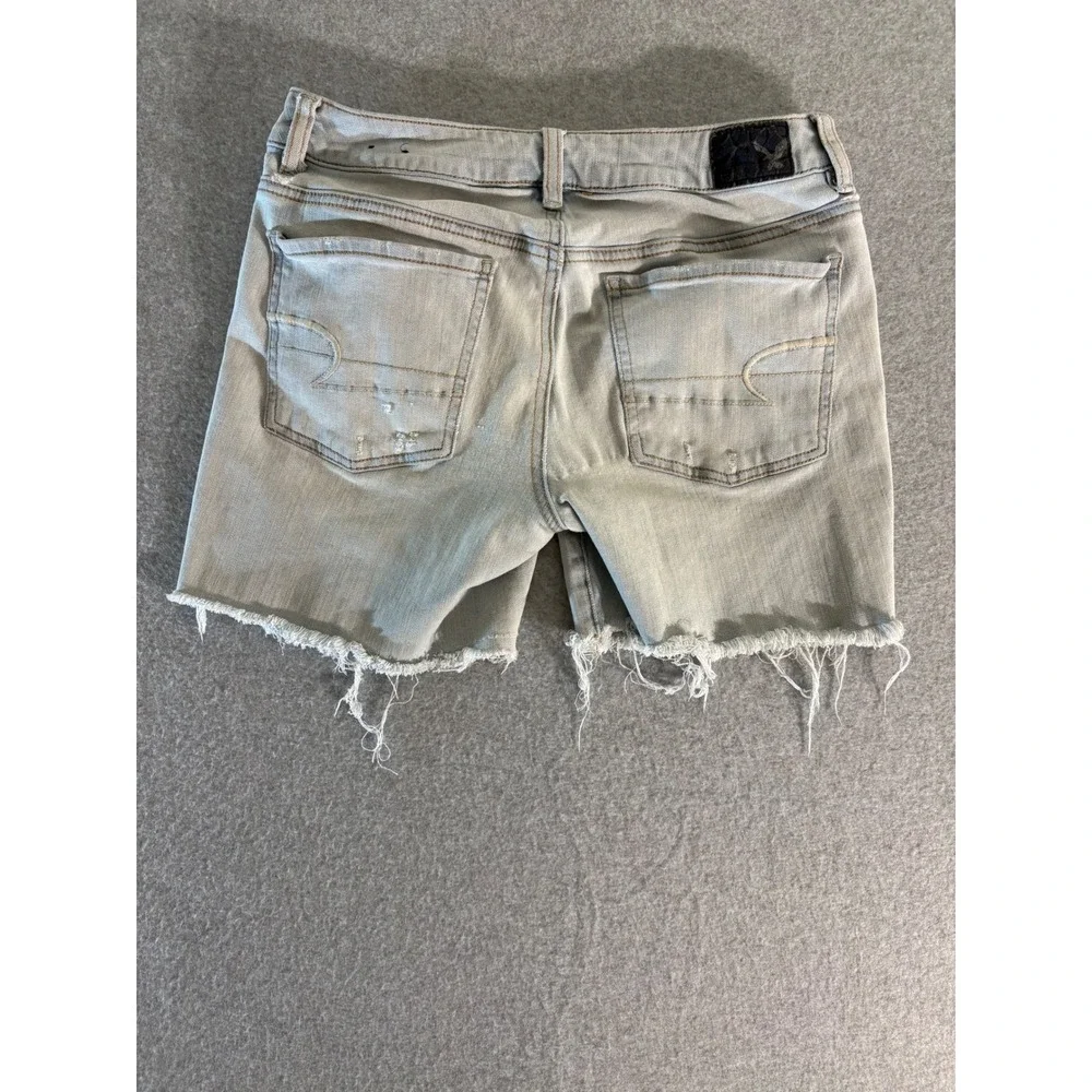 American‎ Eagle Super Stretch Distressed Denim Shorts Light Wash Size 6 Long